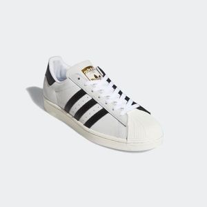 Adidas Original Superstars *never worn*